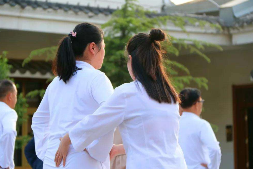 东方易元带你了解什么是女子洗髓功！